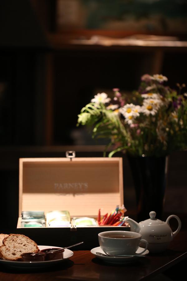 Gite-Hotel Le P'Tit Cham 勒蒙多尔 外观 照片