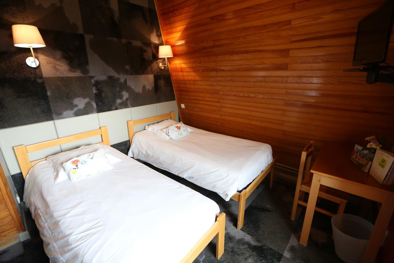 Gite-Hotel Le P'Tit Cham 勒蒙多尔 外观 照片
